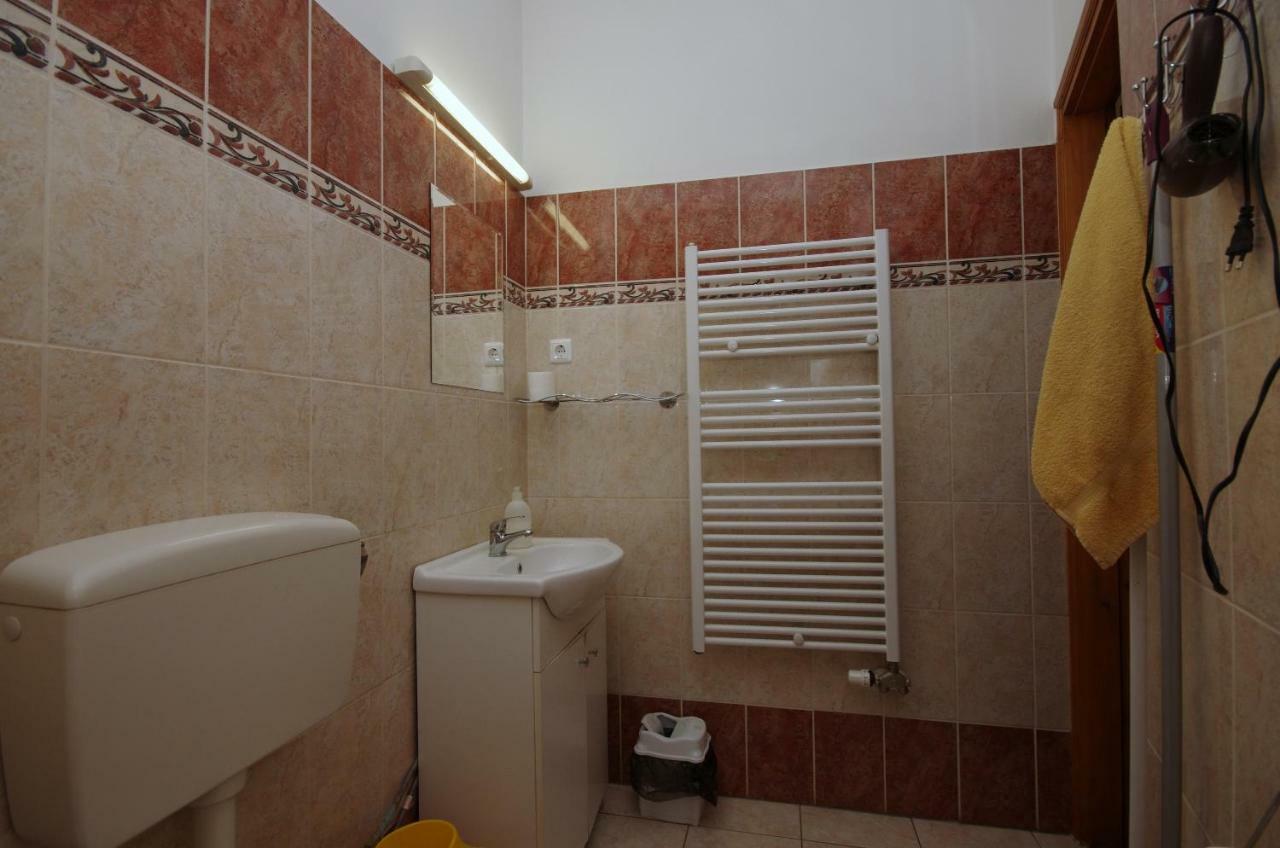 Burg Apartman 久洛 外观 照片