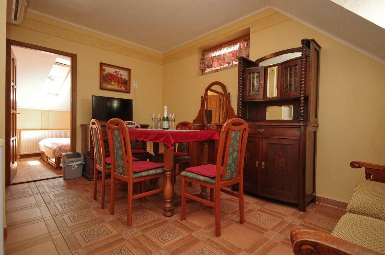 Burg Apartman 久洛 外观 照片
